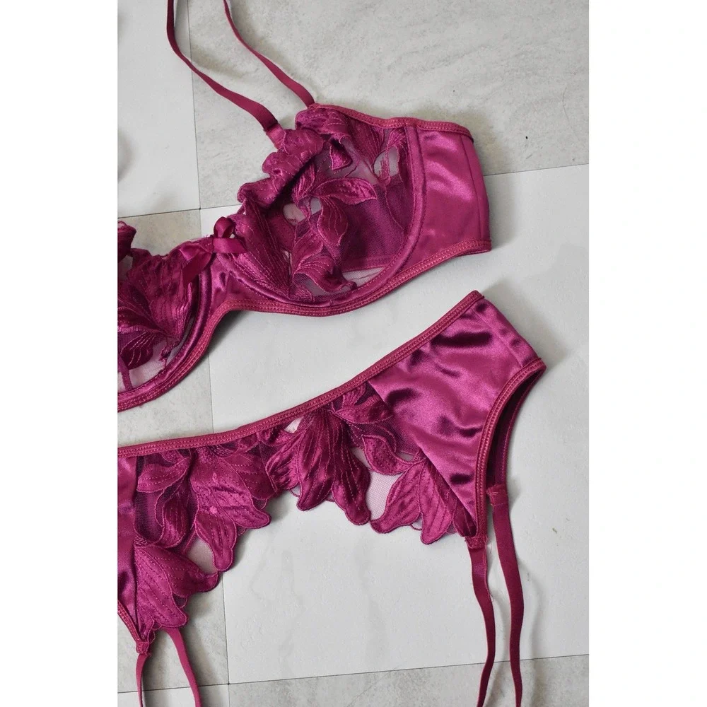 Unbranded lingerie set